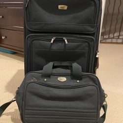2 Piece Ricardo Luggage Set