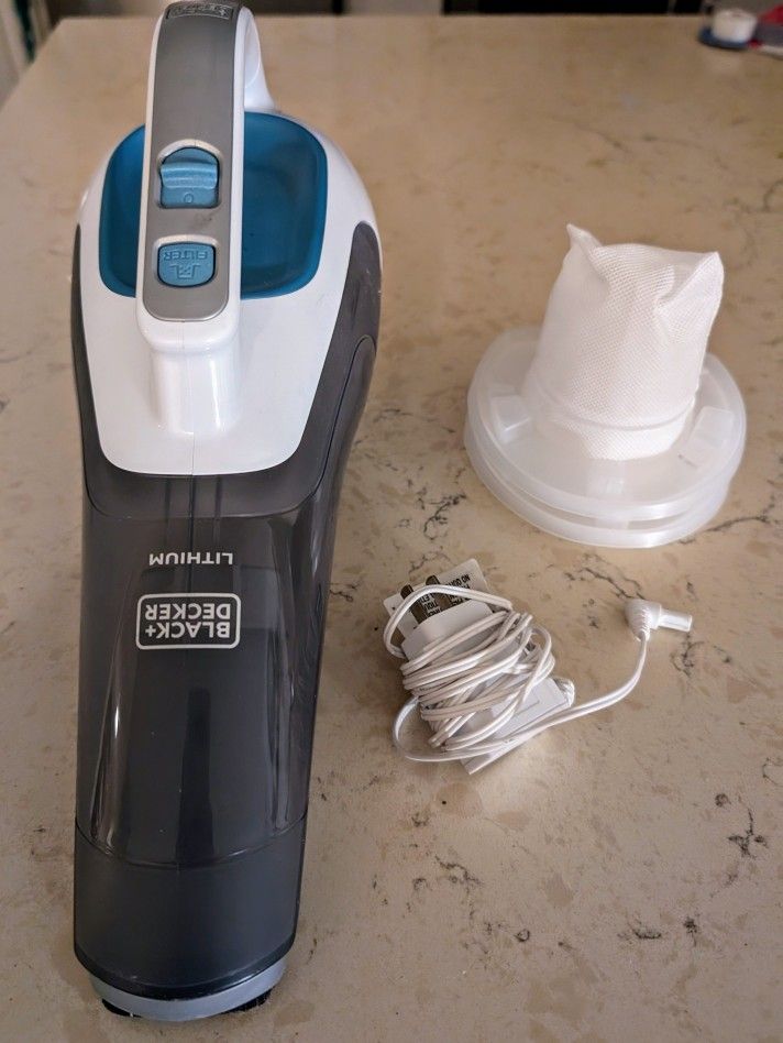 Black & Decker Lithium Dust Buster 