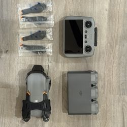 DJI Air 3 Fly More Combo with DJI RC 2