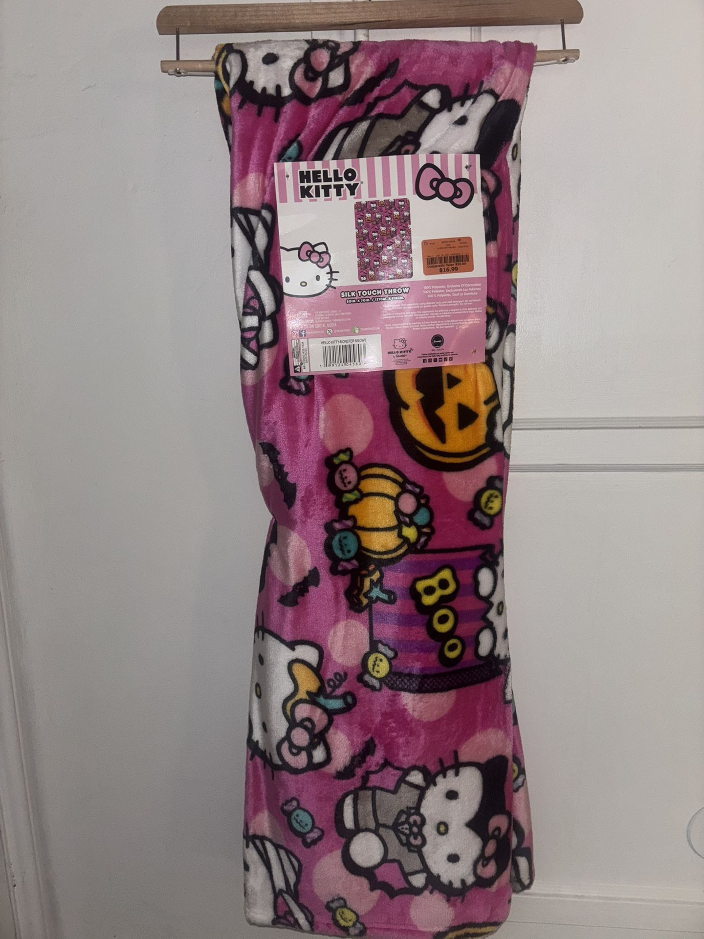 Hello Kitty Halloween Blanket 