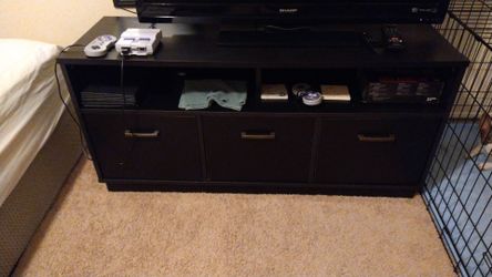 Entertainment center