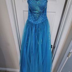 Alyce Formal Gown Blue. Worn Once Bustier, Beads, Sequins, Matching Tulle Showl.