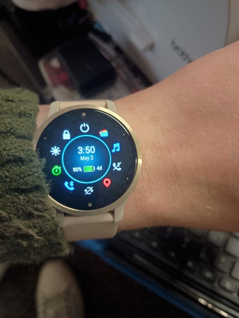 Garmin Venu 2s Smartwatch