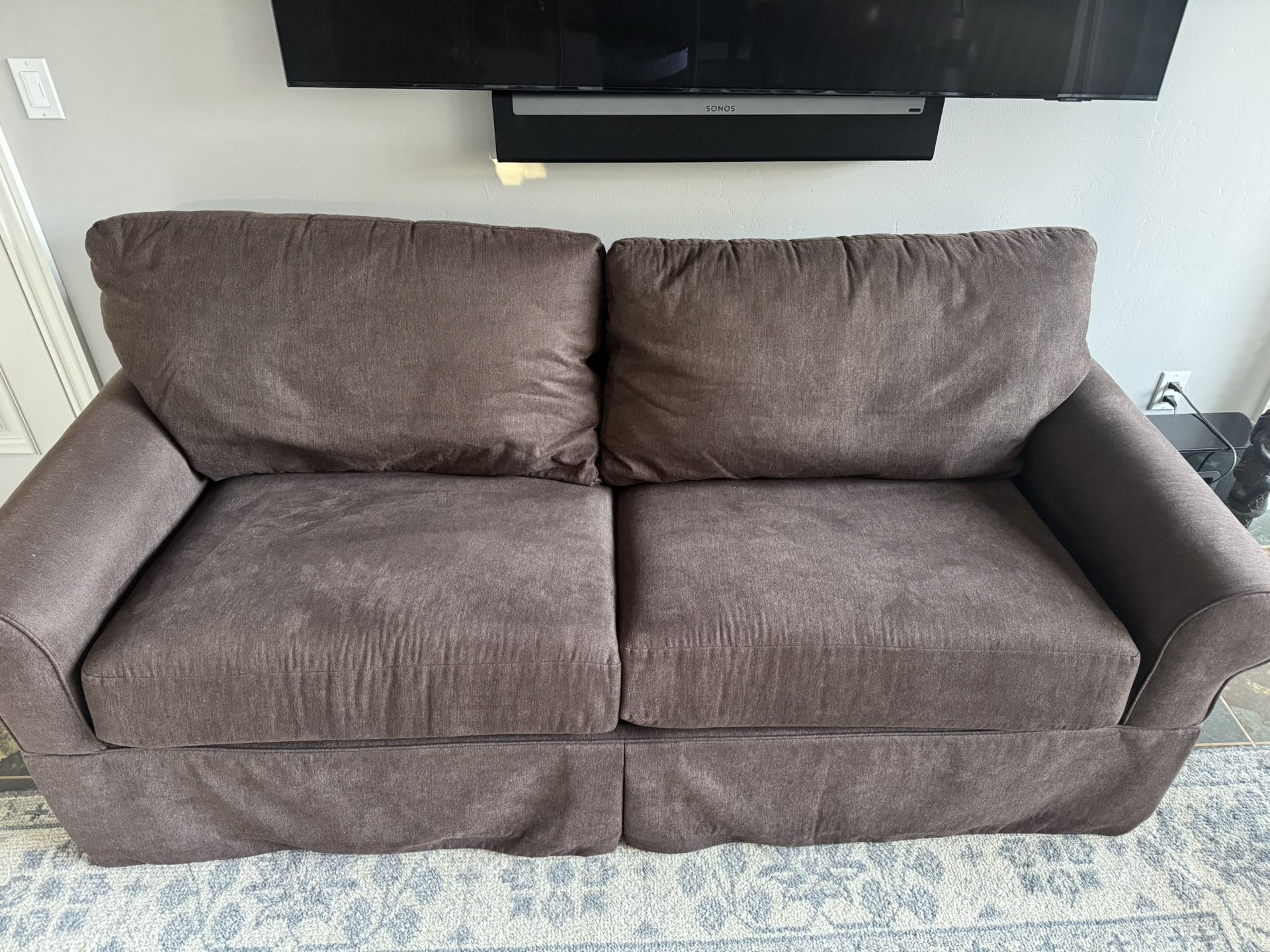Lazyboy Couch/Fold Out Bed 