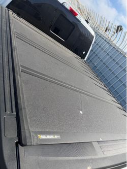 Tonneau Hard Cover " low profile"