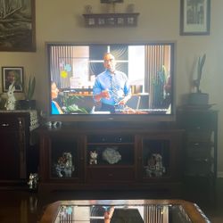 TV  56  Pulgadas  Buenas Condiciones 