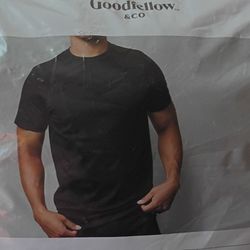 New Set Of 4 Goodfellows Black Tees