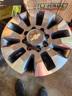 Chevrolet Silverado 2500 20 inch wheels