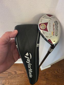 TaylorMade Burner Rescue golf club 4 Hybrid 22° REAX Superfast 65 Grams Reg Flex 40” with cover