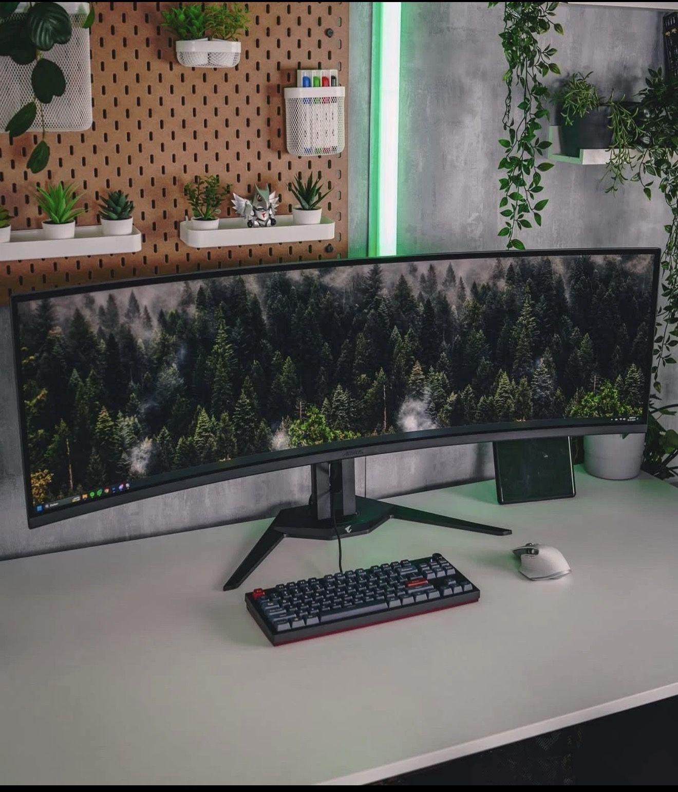 GIGABYTE - AORUS CO49DQ - 49" QD OLED - 5120x1440 DQHD 32:9-1800R - 144Hz