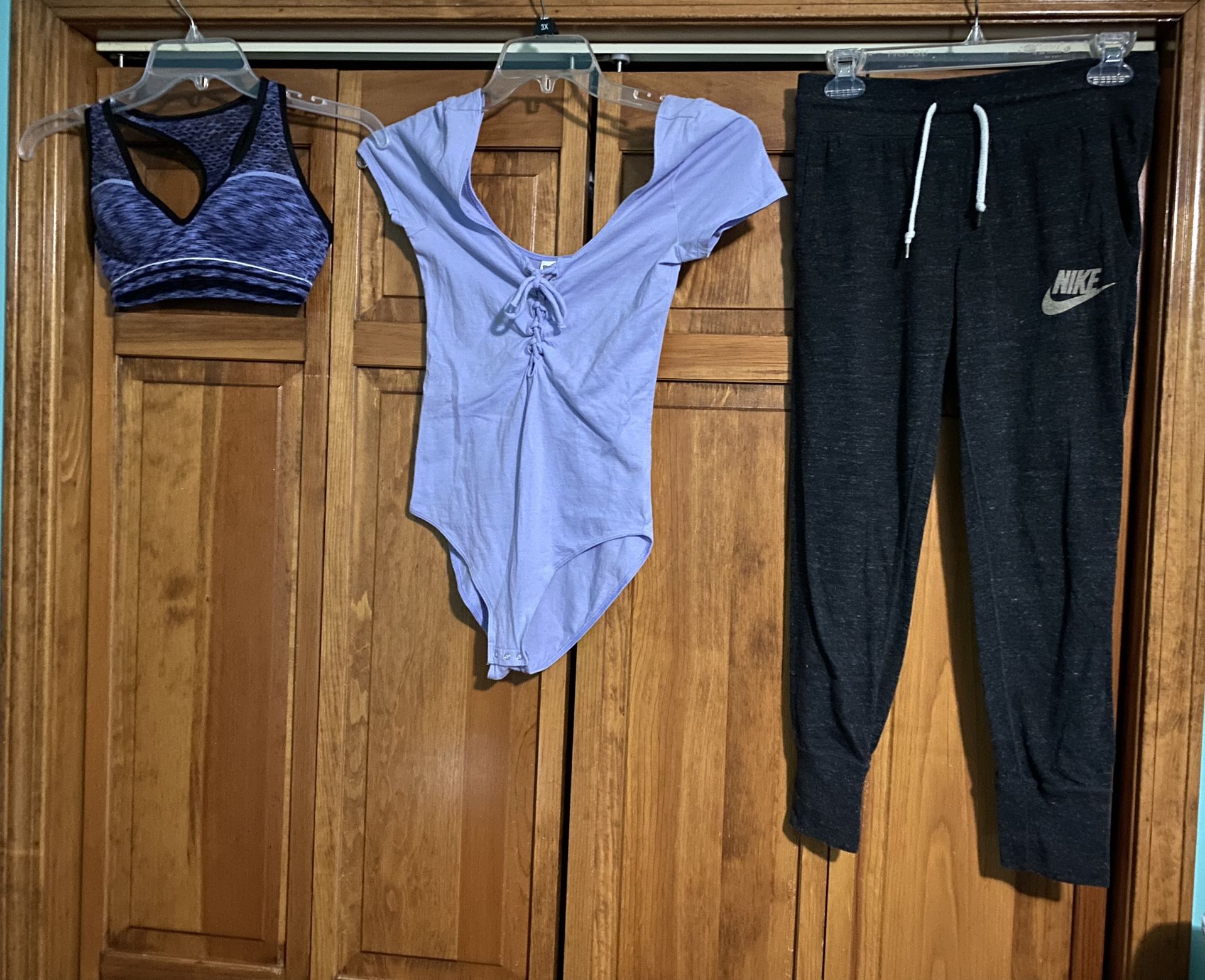 Women’s Xs Clothing Lot Bundle
