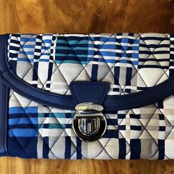 Vera Bradley checkered wallet women’s blue excellent condition