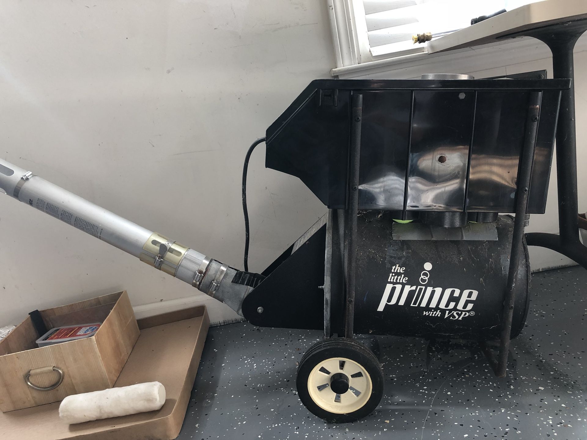 The Little Prince with VSP - Tennis Ball Machine