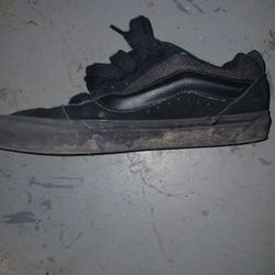 Knu Skool Black Vans 