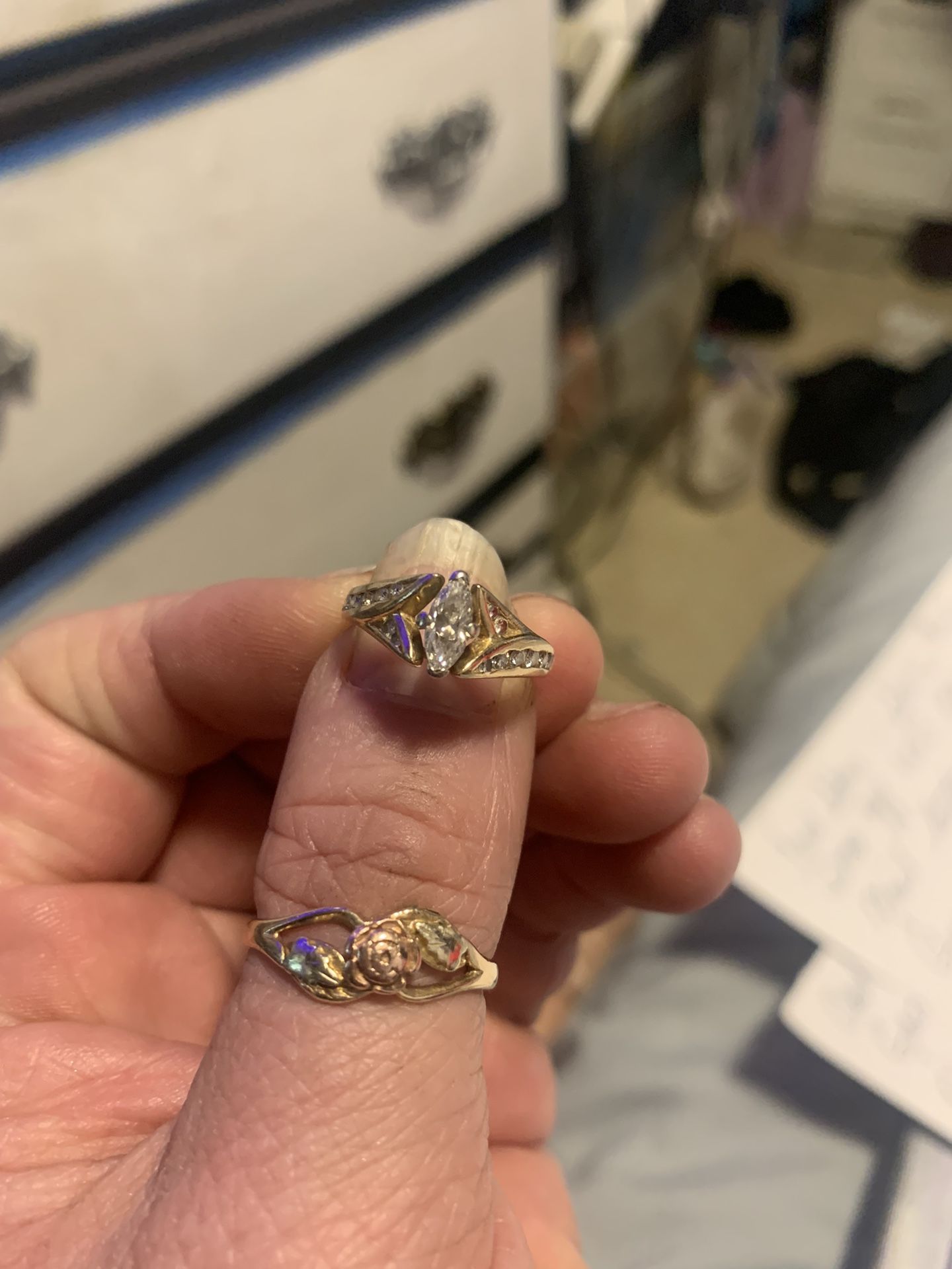 $950Stunning Genuine Diamond Ring