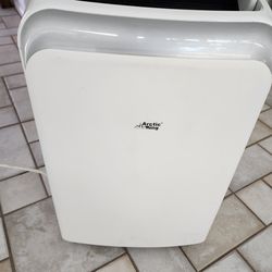 Arctic King 12,000 BTU (12,000 BTU ASHRAE) 115V Portable Air Conditioner  WPPD12CR8N For Large Space