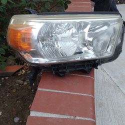 Toyota 4runner Headlight (5th Gen)2010-2013