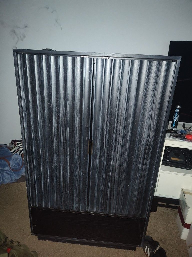 Armoire