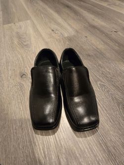 Black shoes for kids