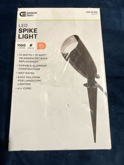 Spike Light LED with Adjustable Lamp Head Bronze Landscape Flood Light 14-Watt 1100 Lumens Line Voltage Plug-In Commercial Electric CE