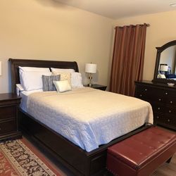Must Go! Queen size bed with storage drawer and mattress