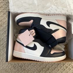 Wmns Air Jordan 1 Retro High OG SE Bubble Gum
