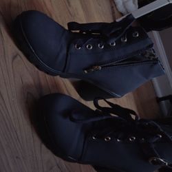 Women's Navy Blue Boots Heels