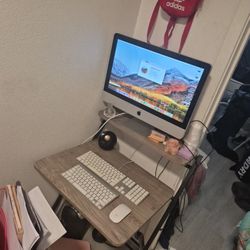 MAC PC Great Condition!!**