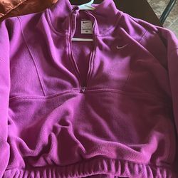 Nike Women’s Sweatsuit