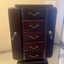 Jewelry Chest