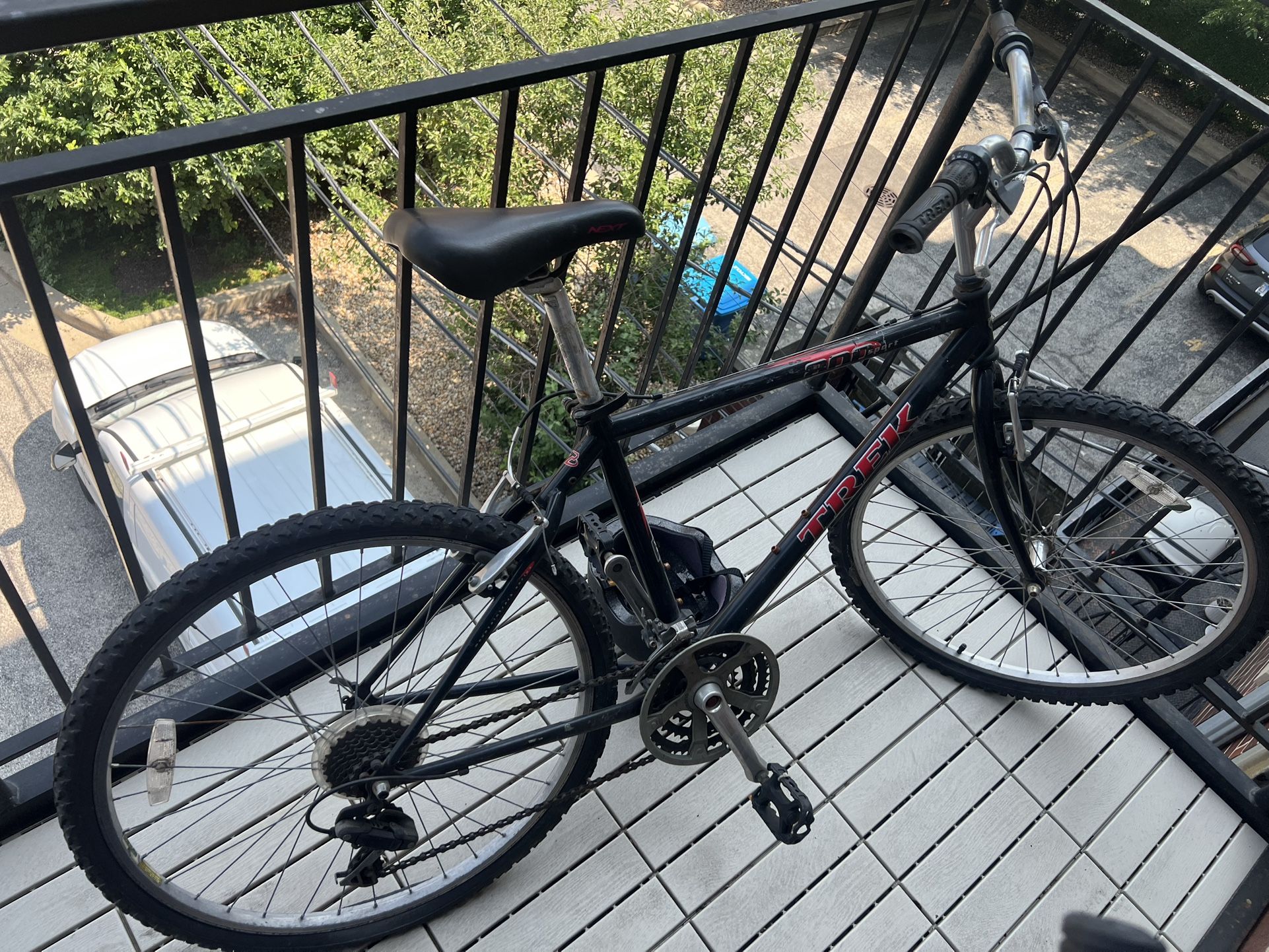 Trek 800