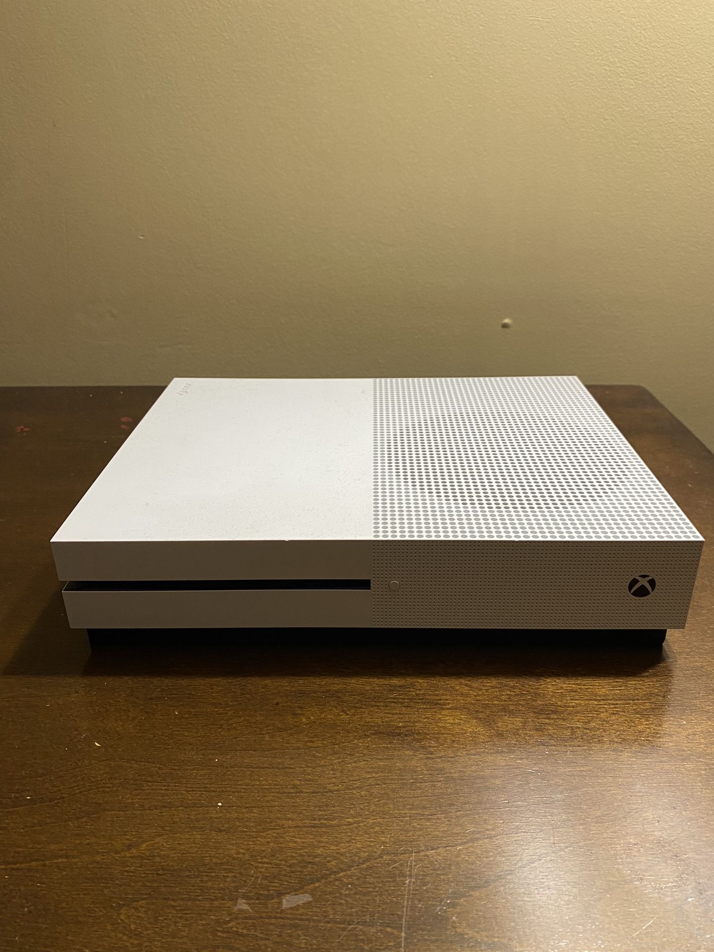 Xbox One S White