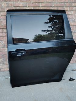 2011-2020 Toyota Sienna Rear Left Door