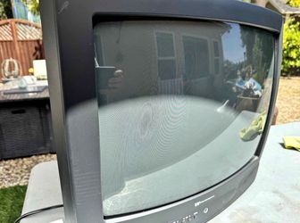 White-Westinghouse WTV-1903 CRT TV