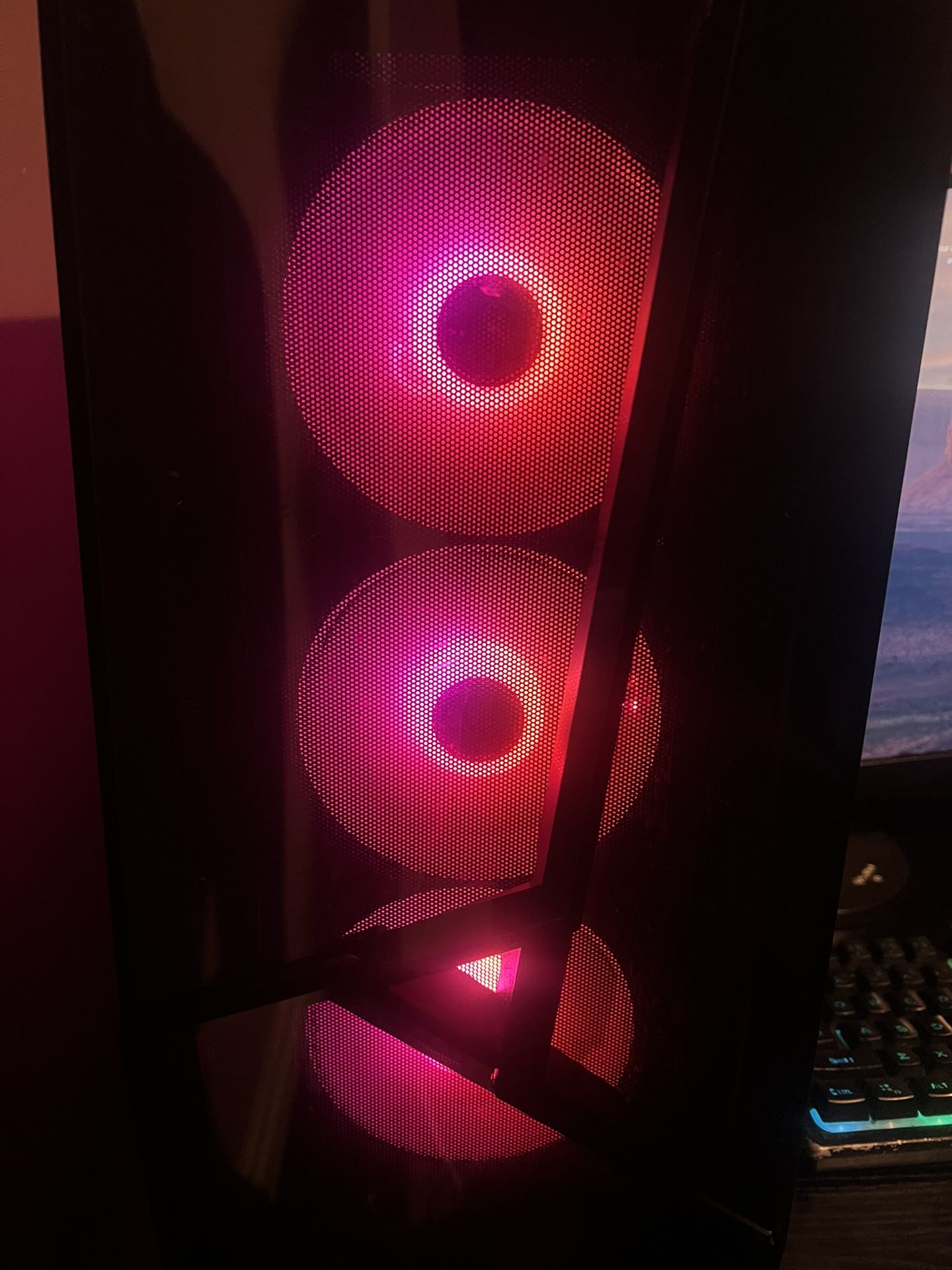 iBUYPOWER - SlateMR Gaming Desktop - Intel i7 11700F - 16GB Memory - AMD Radeon RX 6600 8GB - 480SSD+1TB HDD - Black