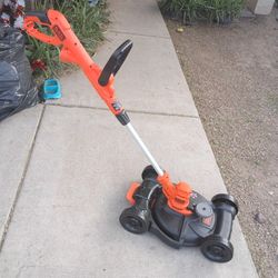 Black & Decker 3 In One Weed Eater Edger And Lawn Mower.