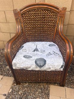 Pier 1 chair