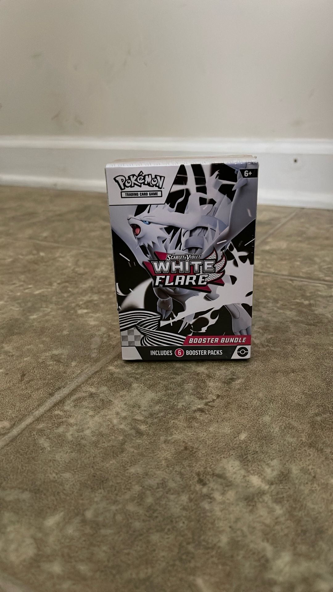 Pokemon White Flare Booster Bundle