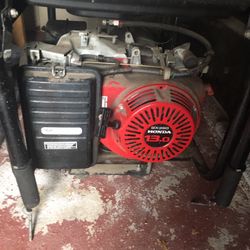 Really Nice Generator! Starts On First Pull Always Stored Inside! Make An Offer Need Gone ASAP