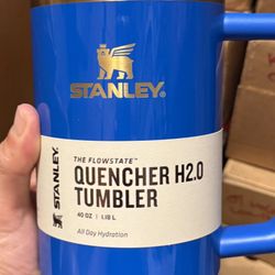 Stanley Arctic Twist Quencher H2.0 FlowState 40 oz