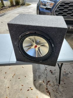 12" Kicker Sub And Box