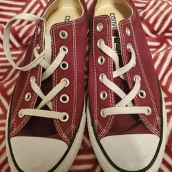 Burgundy Low Converse