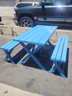 Caribbean  Blue  Picnic  Table