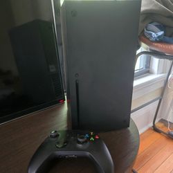Xbox series X w/ alan wake 2 and star wars outlaws