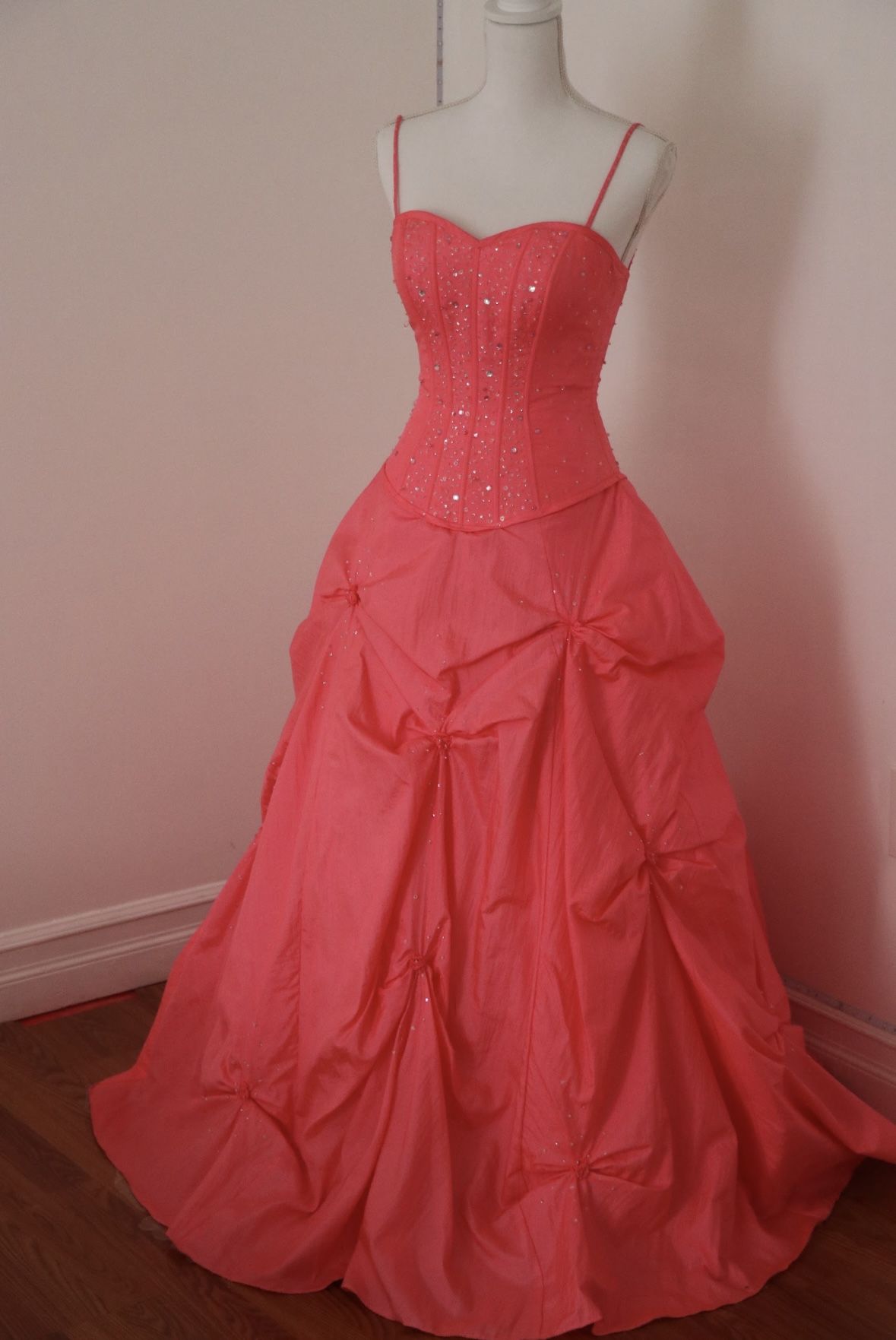 Mori Lee Princess sweet heart neckline Ball Gown Dress, Prom Dress, Quinceanera Dress, Formal, Pink Gown, Corset Pink Coral Pretty Dress 