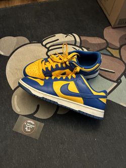Nike dunk UCLA Sz 9.5