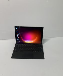 Microsoft Surface In Very Good Condition I5 6gen 