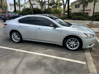 2009 Nissan Maxima