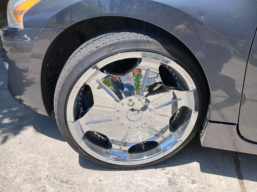 20 In rims And Like New Tires
