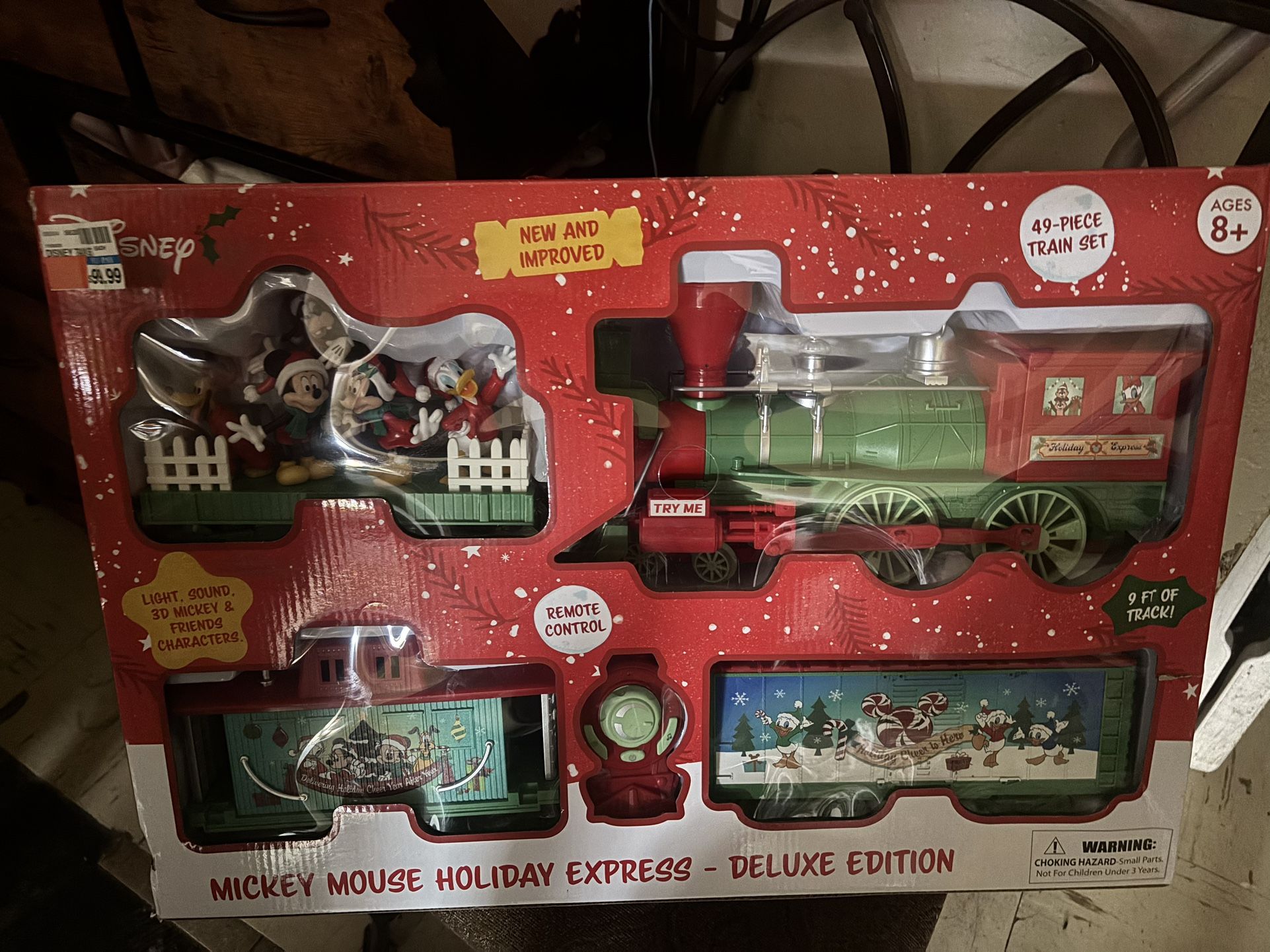 Mickey Mouse Train Set 50$